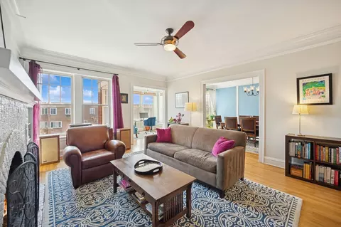 Living - Undisclosed, Evanston, IL 60202 photo 3 of 3