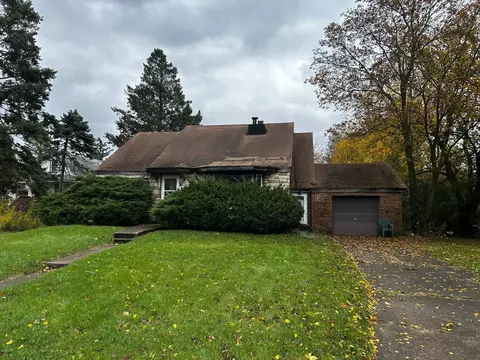 8709 Plainfield Rd, Lyons, IL 60534