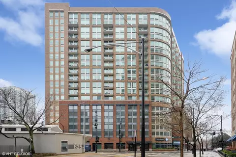 600 N Kingsbury St #1604, Chicago, IL 60654