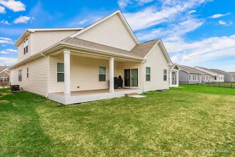 3697 Reddington Cir, Elgin, IL 60124 photo 32