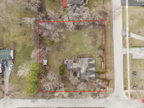 6502 S Ridge Rd, Willowbrook, IL 60527 photo 9