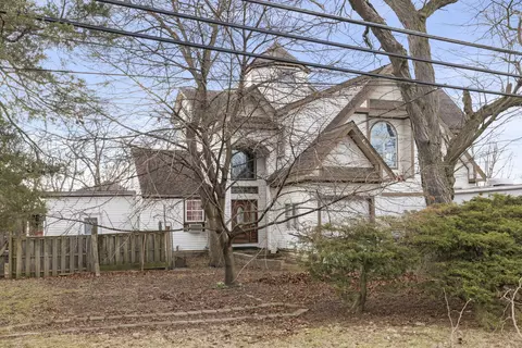 6502 S Ridge Rd, Willowbrook, IL 60527 photo 2
