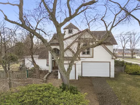 6502 S Ridge Rd, Willowbrook, IL 60527 photo 3