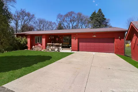38058 N Harold Pl, Spring Grove, IL 60081