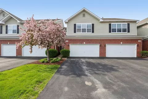 3 Black Oak Ct, Bolingbrook, IL 60490