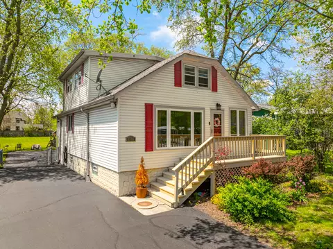 4046 Fairview Ave, Downers Grove, IL 60515