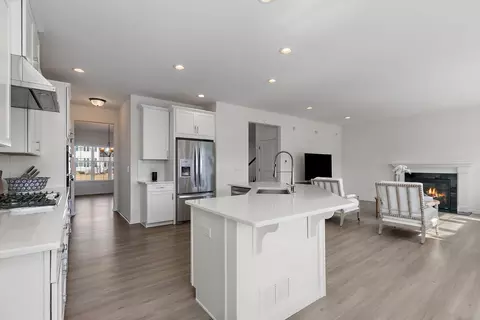 Kitchen - 3629 Harborside Way, Elgin, IL 60124 photo 3 of 5