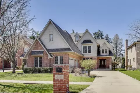 430 S Walnut St, Itasca, IL 60143