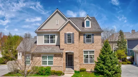 1064 Ridgeview Dr, Inverness, IL 60010