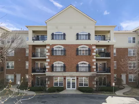 0 S099 Lee Ct #106, Winfield, IL 60190
