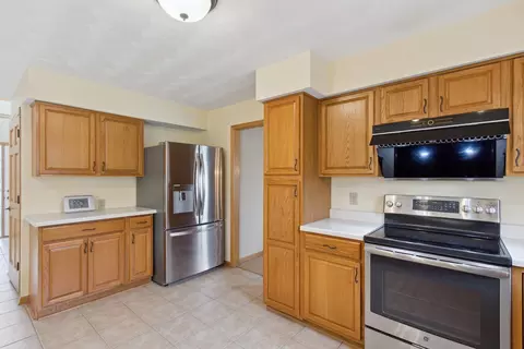 4735 Cabot Ln, Cherry Valley, IL 61016 photo 18