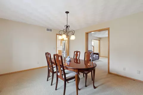 4735 Cabot Ln, Cherry Valley, IL 61016 photo 12