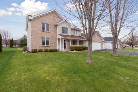 4735 Cabot Ln, Cherry Valley, IL 61016