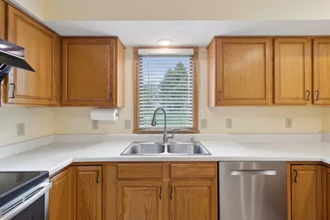 4735 Cabot Ln, Cherry Valley, IL 61016 photo 16