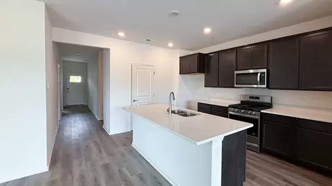 Kitchen - 1135 Bluebell Ln, Bartlett, IL 60103 photo 2 of 2