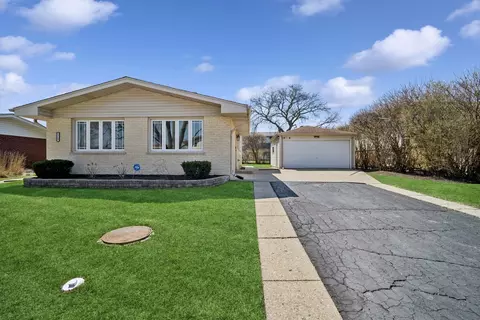 7713 Church St, Morton Grove, IL 60053