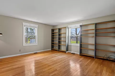 Living - 2180 Baker St, Aurora, IL 60506 photo 1 of 4