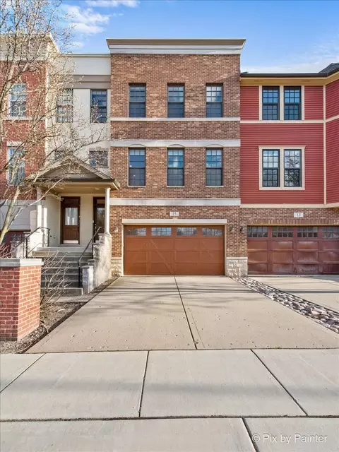 15 Illinois Ave, Schaumburg, IL 60193