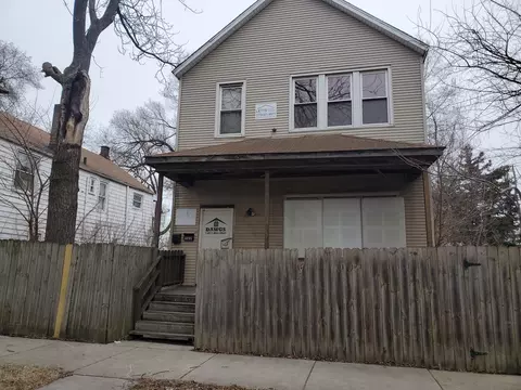 10805 S Hoxie Ave, Chicago, IL 60617