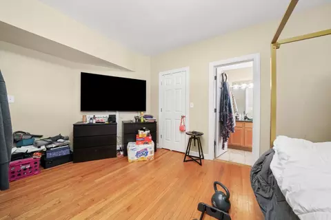 Other - 121 Custer Ave #2S, Evanston, IL 60202 photo 3 of 5