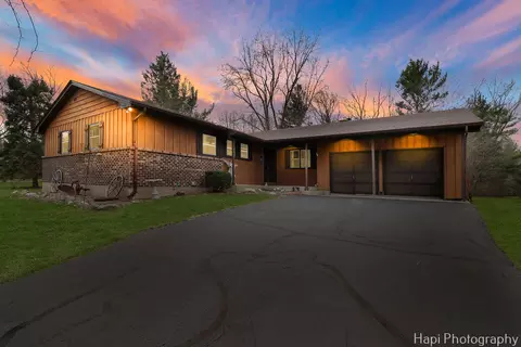 6217 Johnsburg Rd, Spring Grove, IL 60081