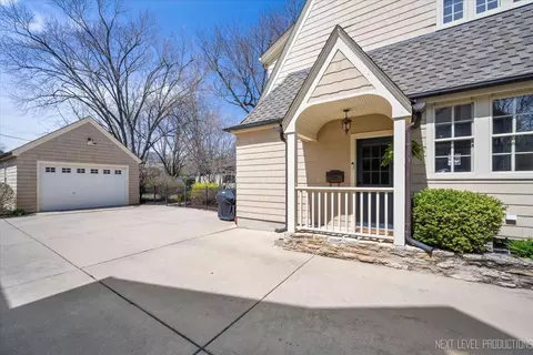 Exterior - 349 N Lincoln St, Batavia, IL 60510 photo 7 of 7