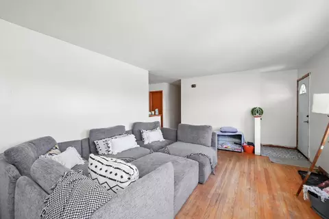 7736 S Octavia Ave, Bridgeview, IL 60455 photo 4