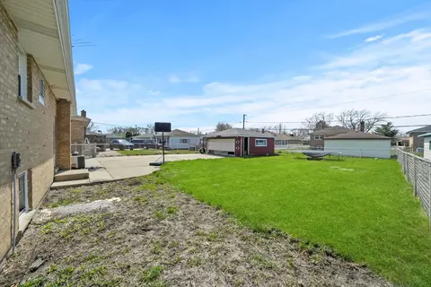7736 S Octavia Ave, Bridgeview, IL 60455 photo 23