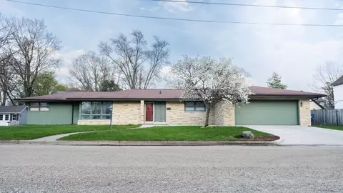 200 S Allen St, Pontiac, IL 61764