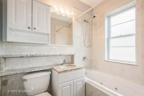 4449 W Sunnyside Ave #2, Chicago, IL 60630 photo 15