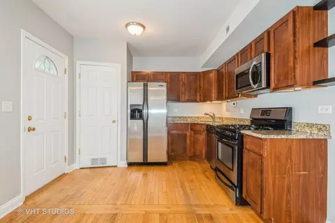 4449 W Sunnyside Ave #2, Chicago, IL 60630 photo 5