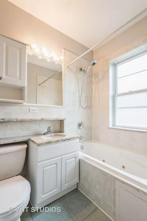 4449 W Sunnyside Ave #2, Chicago, IL 60630 photo 16