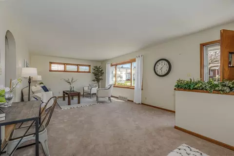 Living - 764 High St, Aurora, IL 60505 photo 2 of 2