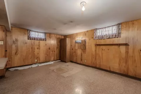 Bedroom - 764 High St, Aurora, IL 60505 photo 4 of 5