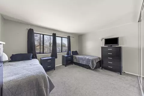 Bedroom - 452 Harbor Ter, Bartlett, IL 60103 photo 3 of 4