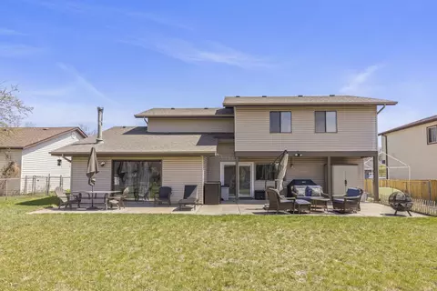 Exterior - 452 Harbor Ter, Bartlett, IL 60103 photo 6 of 6