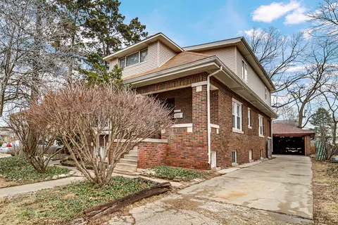 537 S 5th Ave, Des Plaines, IL 60016 photo 2