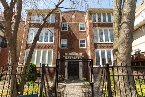 4432 N Racine Ave #3S, Chicago, IL 60640