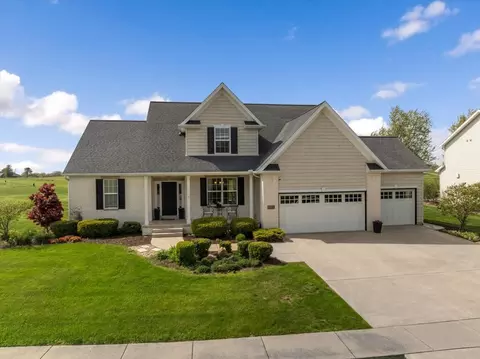 3307 Carrington Ln, Bloomington, IL 61705