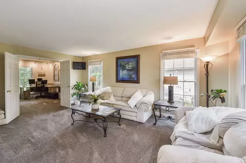 Living - 1427 Steeplechase Rd, Bartlett, IL 60103 photo 2 of 4