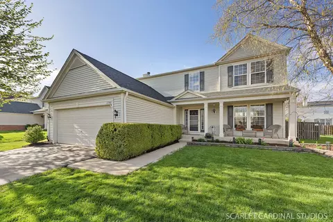 11748 S Glenn Cir, Plainfield, IL 60585