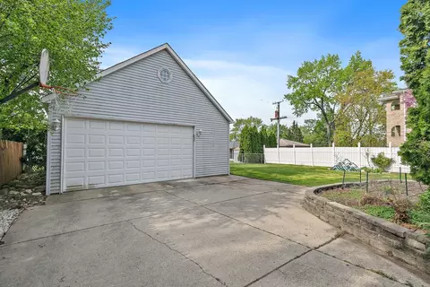 Other - 47 Central Ave, Roselle, IL 60172 photo 7 of 7