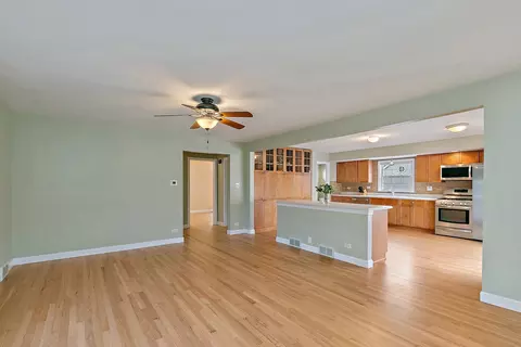Living - 47 Central Ave, Roselle, IL 60172 photo 5 of 5