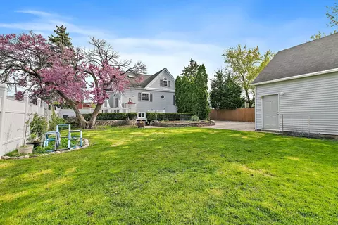 Exterior - 47 Central Ave, Roselle, IL 60172 photo 9 of 9