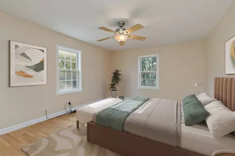 Bedroom - 47 Central Ave, Roselle, IL 60172 photo 1 of 3