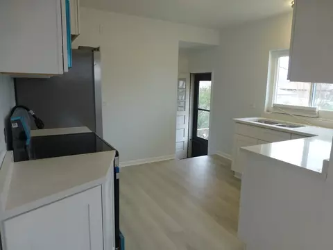 Kitchen - 2500 S 16th Ave, Broadview, IL 60155 photo 1 of 3