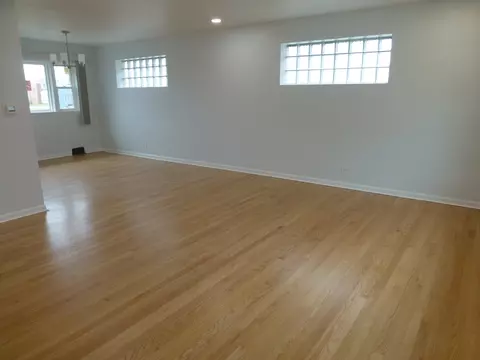 Living - 2500 S 16th Ave, Broadview, IL 60155 photo 1 of 4