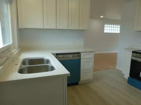 Kitchen - 2500 S 16th Ave, Broadview, IL 60155 photo 2 of 3