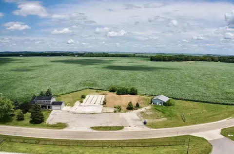 26812 Us 150 Hwy, Le Roy, IL 61752