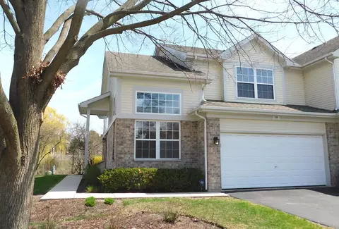 169 Avalon Ct, Roselle, IL 60172